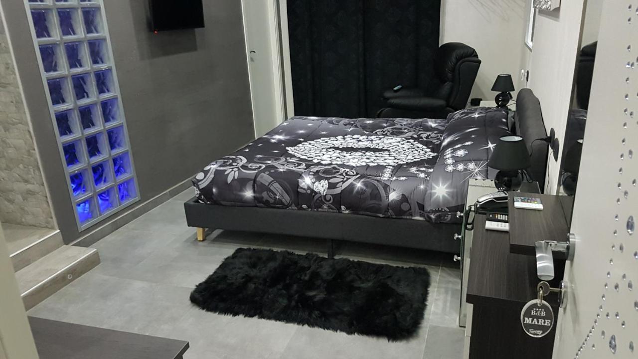 Hotel Taromy เนเปิลส์ ภายนอก รูปภาพ